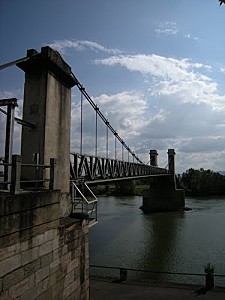 43954254-LE-PONT.jpg